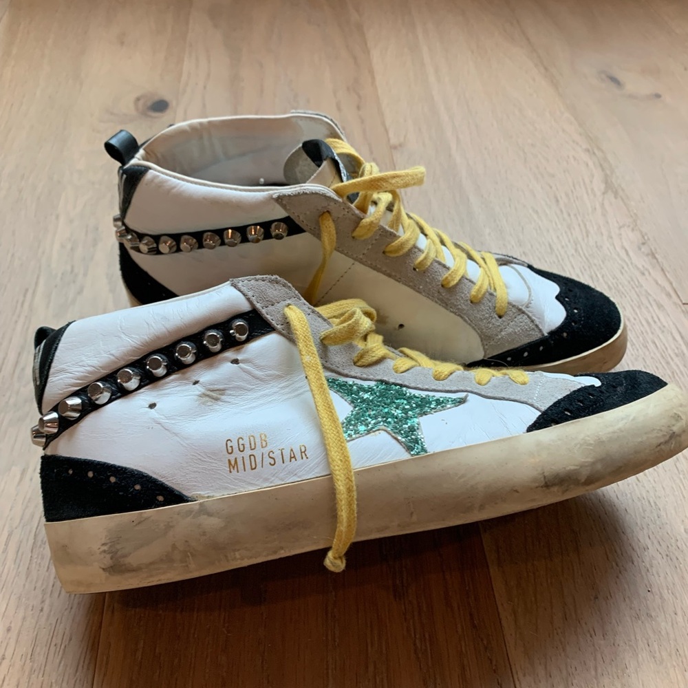 Stud Golden Goose Midstars - hard to find size 40